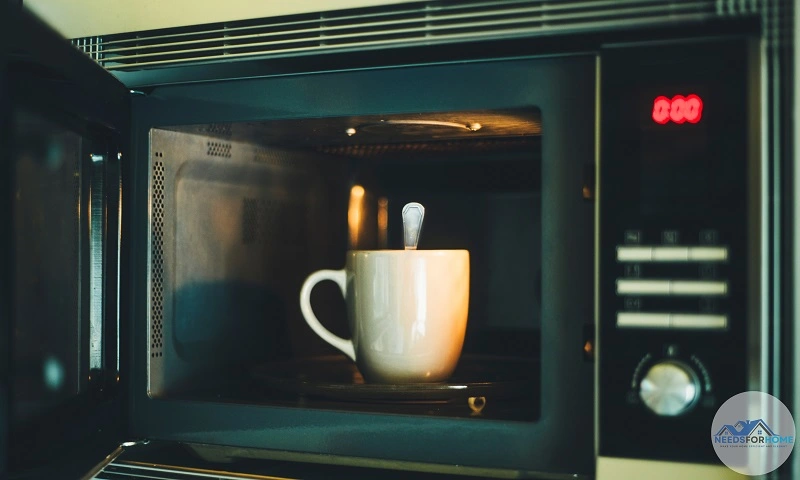 How to Fix a Microwave after Putting Metal in it